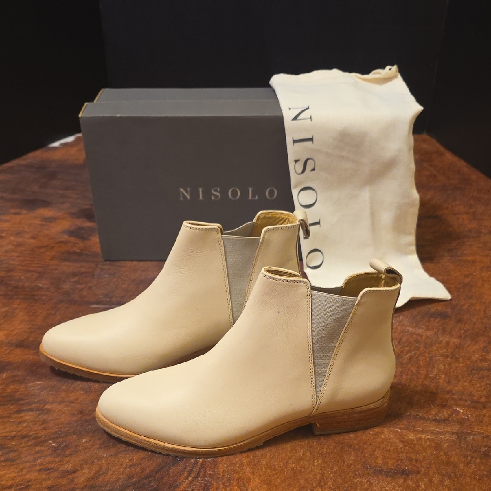 Nisolo Women's Tan Ankle Booties With Dustbag
